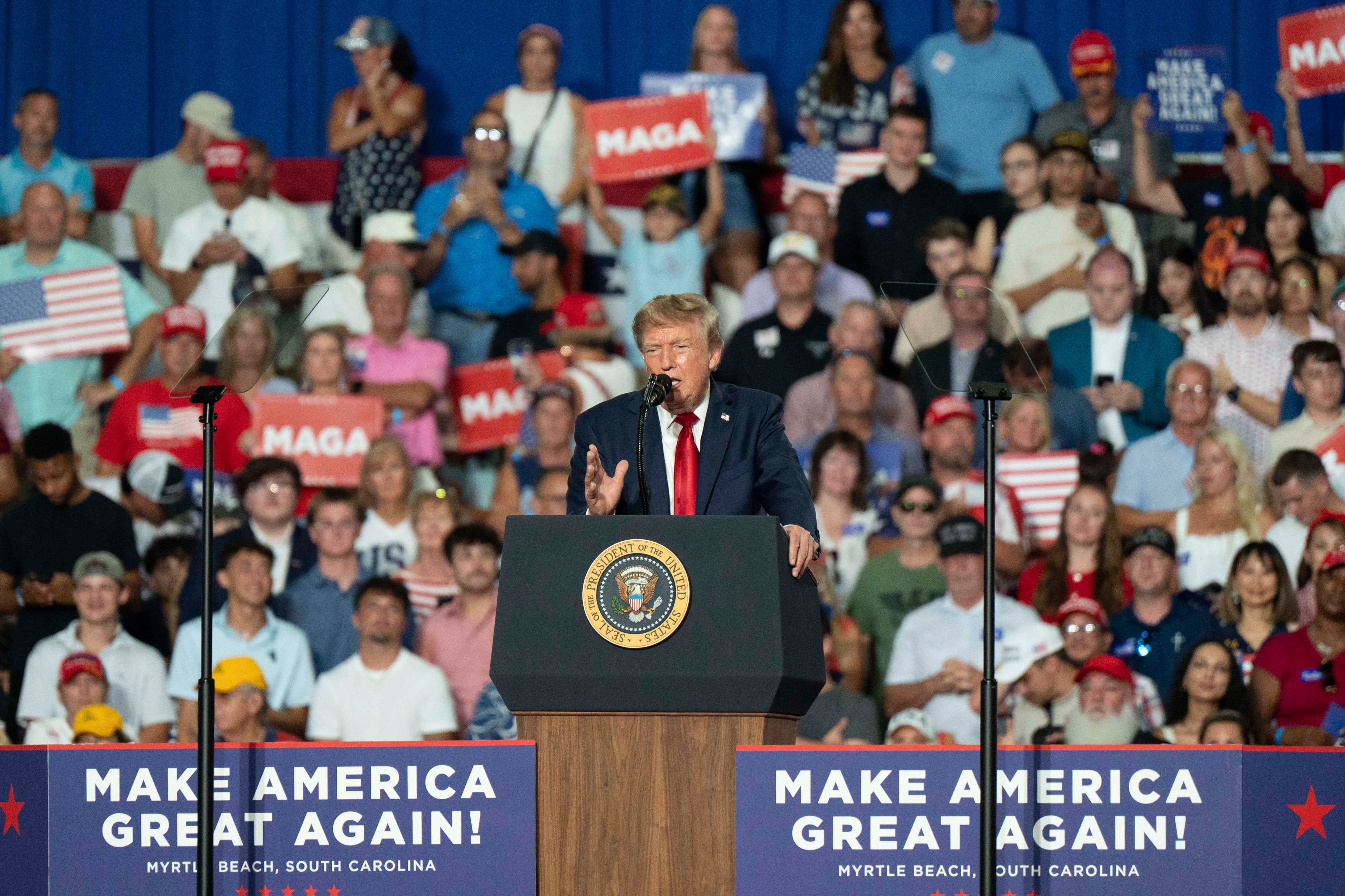 Trump tries new midterm message : Pretend Im on the ballot – NBC10 Philadelphia