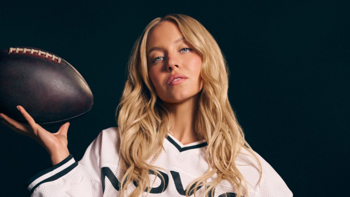 Sydney Sweeney Sports Ad Campaign Sparks Backlash From Female Athletes - News Directory 3