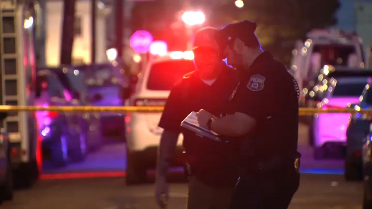 Man shows up to hospital after shooting in Frankford, police say
