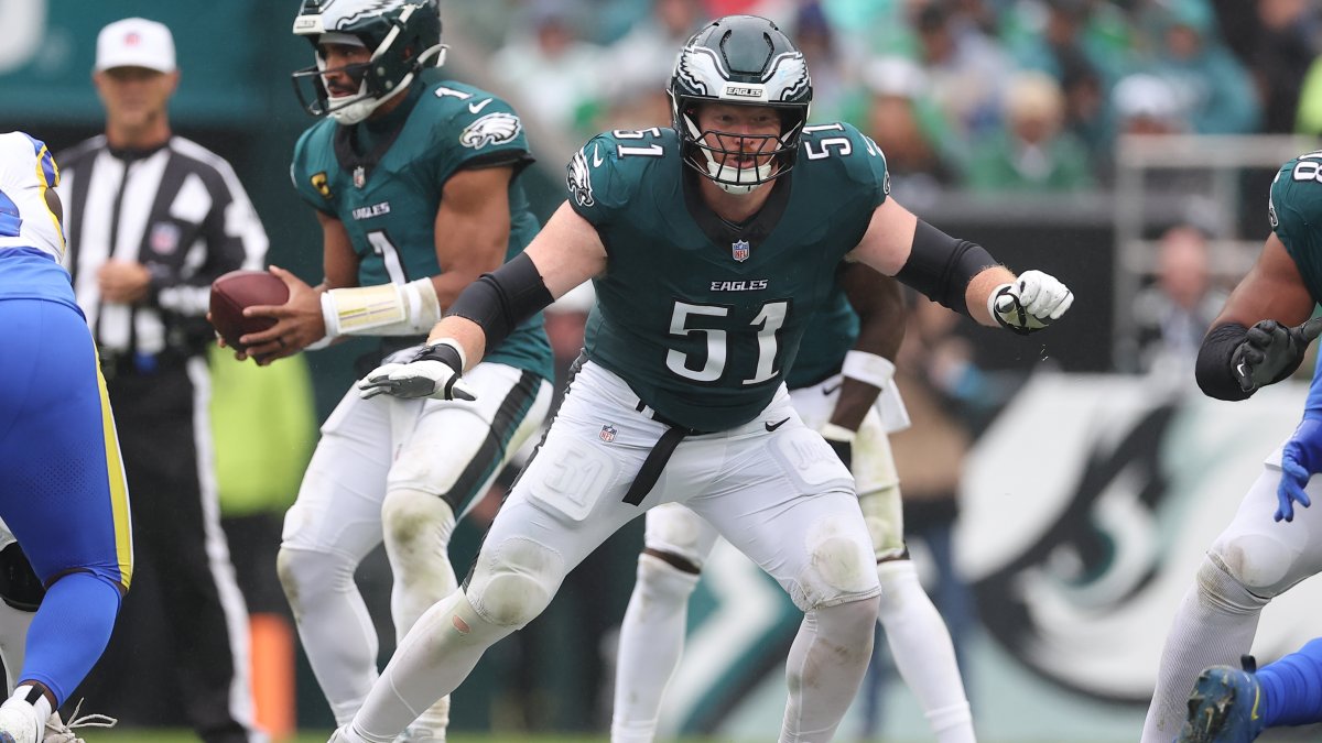 Eagles trade two-time Pro Bowler Cam Jurgens to Ravens for draft picks
