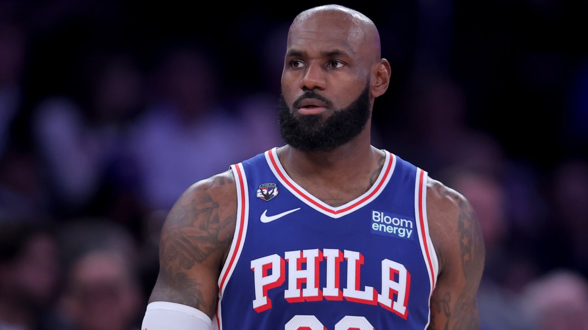 Live updates: Sixers host the Cavaliers in their home opener