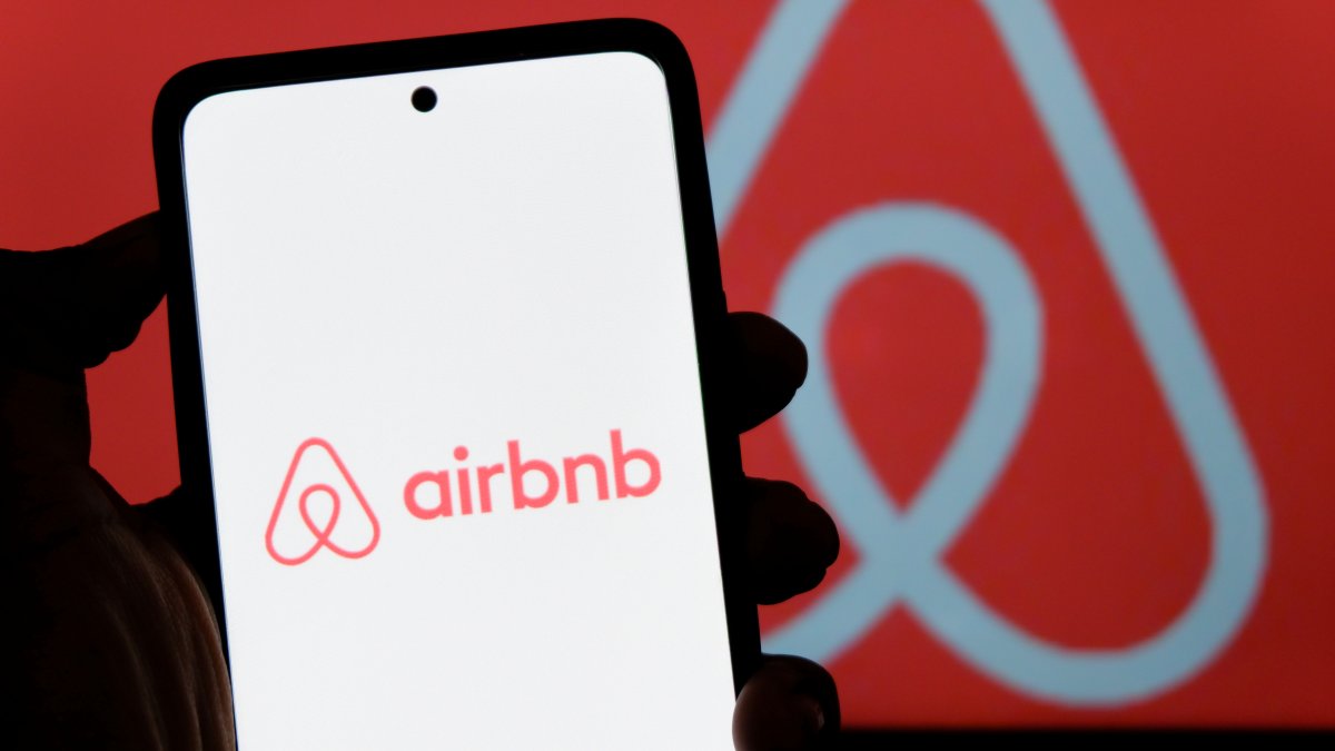 New Airbnb rules save guests from doing dishes and other chores: ‘Be reasonable'