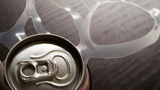 Pennsylvania Woman Stabs Husband With Scissors for Drinking Her Beer While She Slept: Police