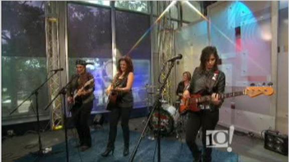 Antigone Rising Performs
