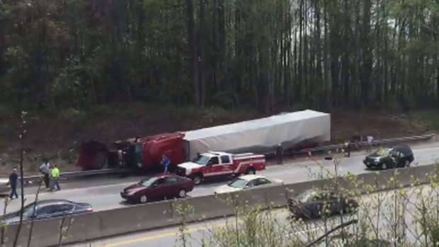 Tractor Trailer Crash2