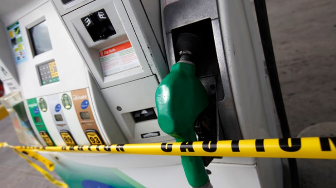 Open Gas Stations Near Me >> Gas Stations Open In New Jersey Storm Areas Nbc 10 Philadelphia Open Gas Stations Near Me >> Gas Stations Open In New Jersey Storm Areas Nbc 10 Philadelphia