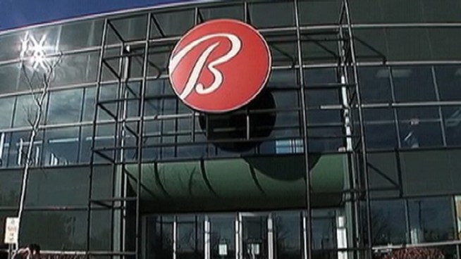 Bally Total Fitness leaves members, workers out in the freezing cold